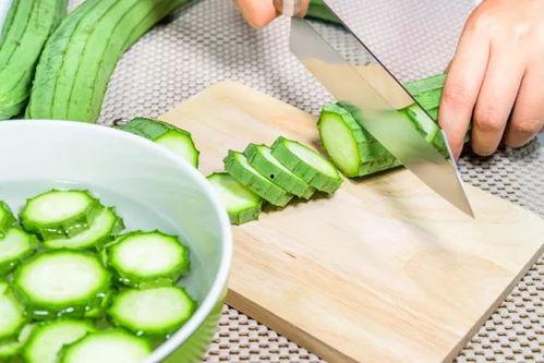 吃瓜容易腹泻,夏日消暑美食背后的健康隐患