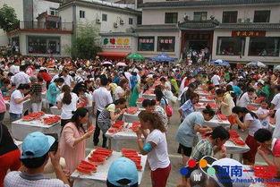 参观旅游景点吃瓜,探访旅游景点中的美食瓜趣