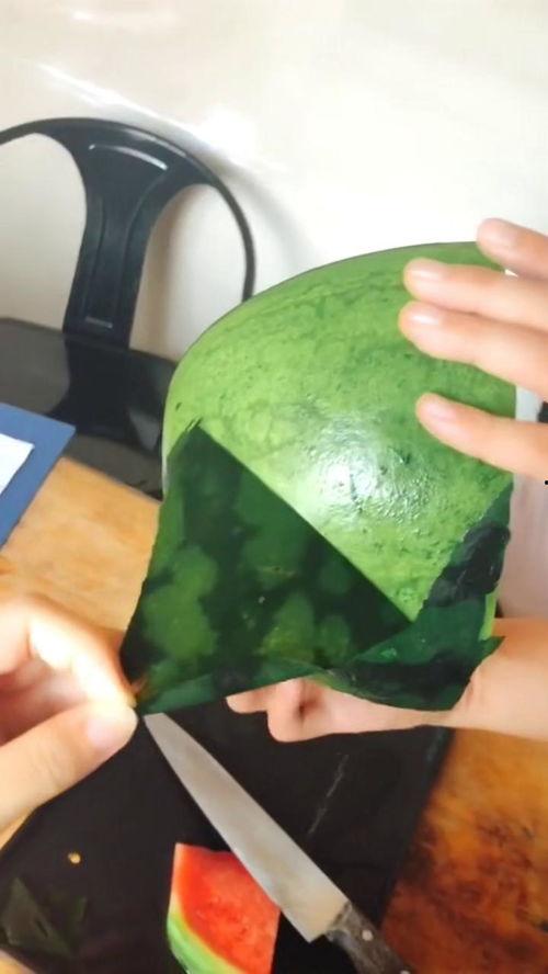 瓜的皮可以吃吗,可食用还是弃之如敝履？揭秘瓜皮食用之谜